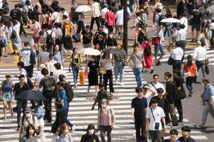 又一纪录！切特本赛季至少进100三分且100扣篮 近28年新秀首人